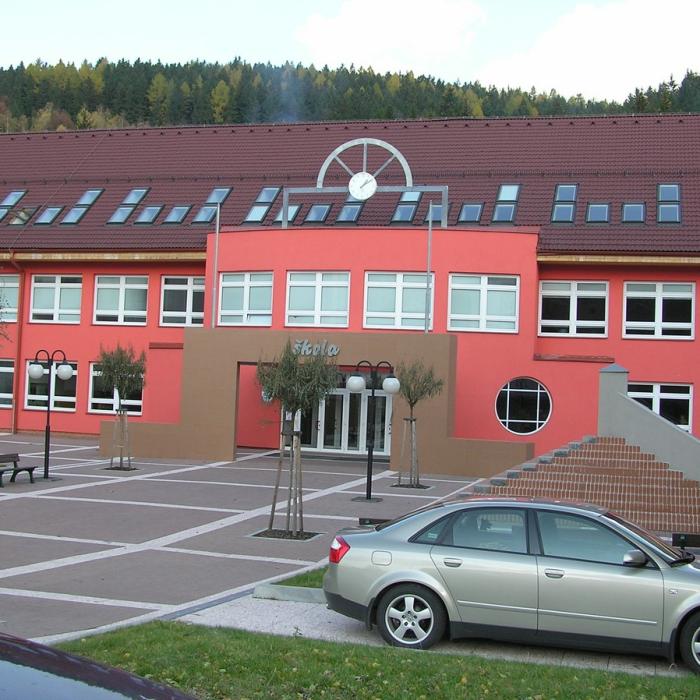 Skola Horni Becva