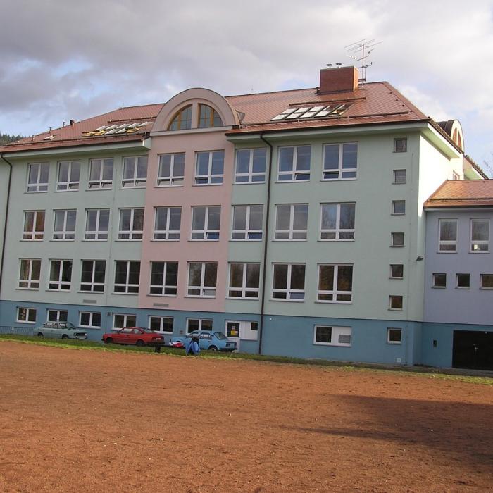 Skola Ostravice